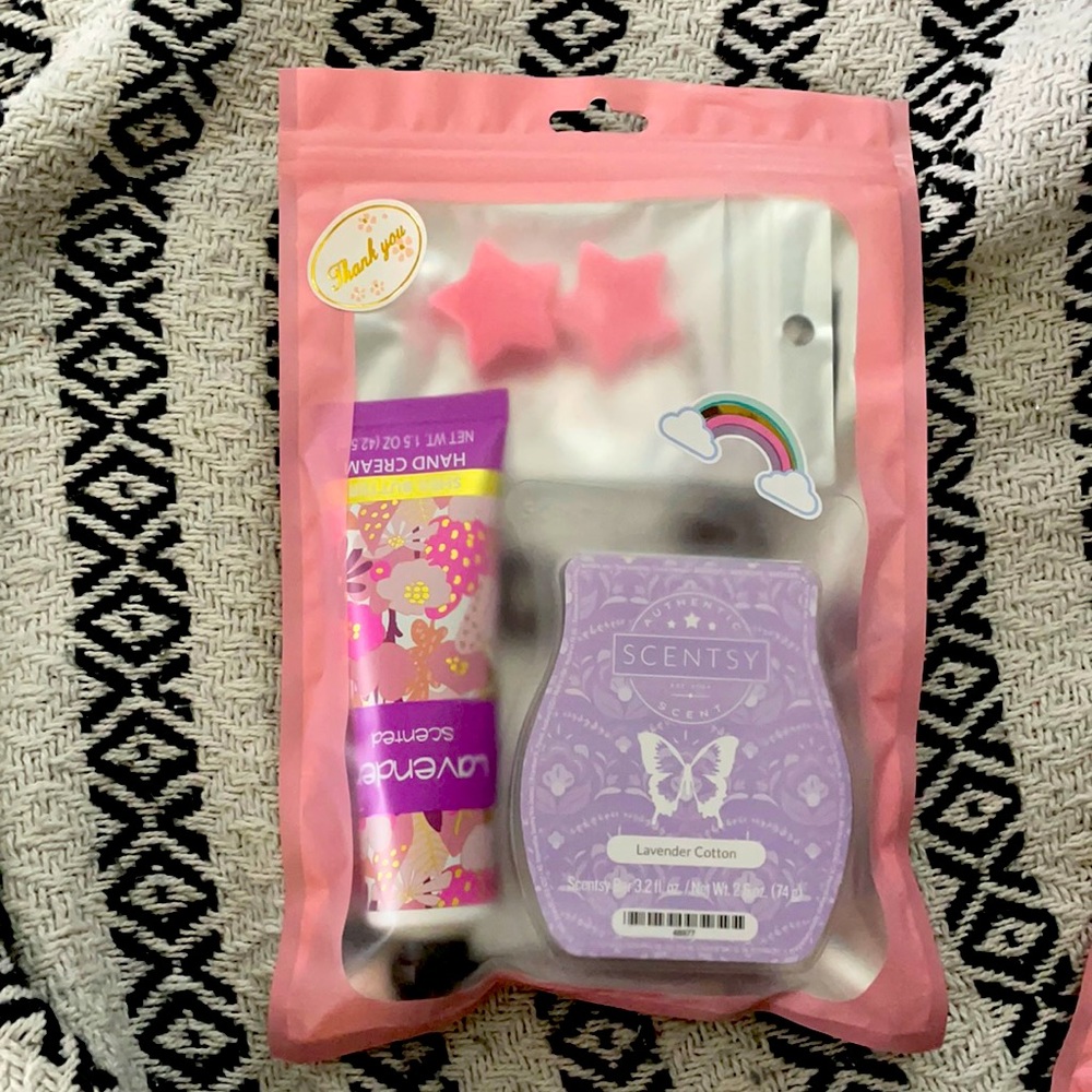 Scentsy lavender bundle 🦋